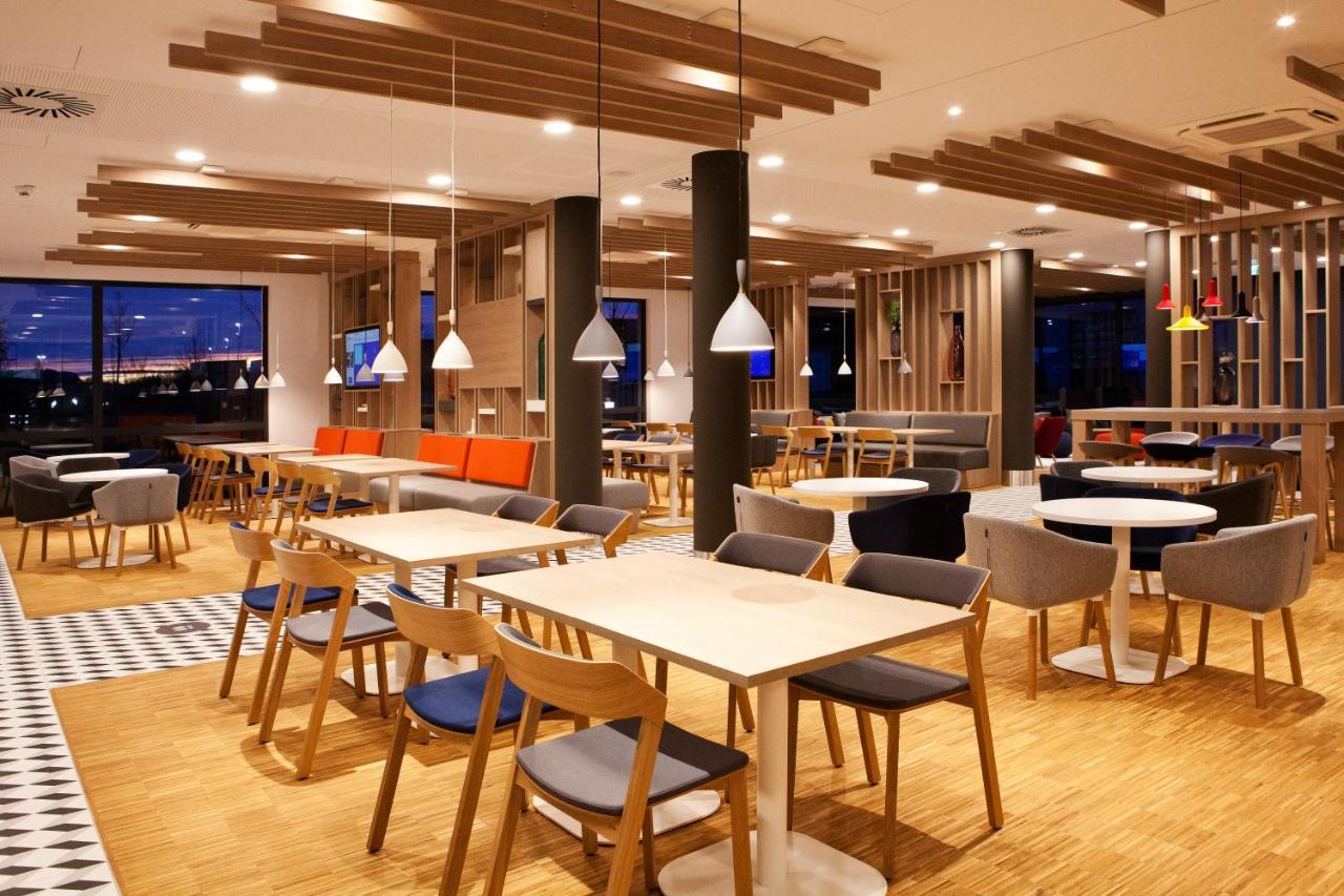 Holiday Inn Express - Offenburg By Ihg Exteriör bild