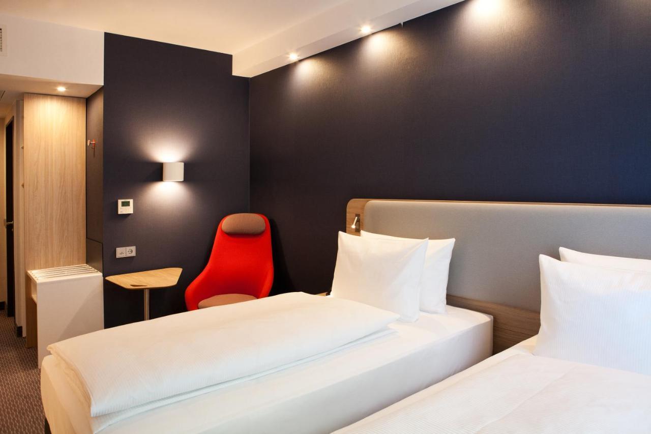 Holiday Inn Express - Offenburg By Ihg Exteriör bild