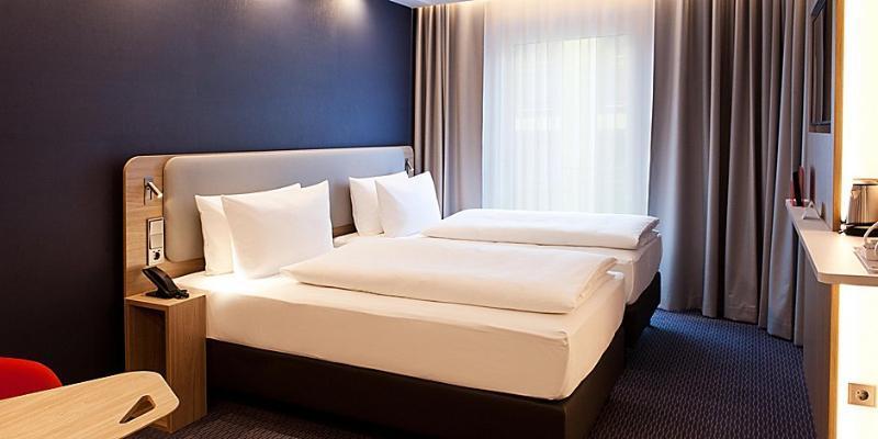 Holiday Inn Express - Offenburg By Ihg Exteriör bild